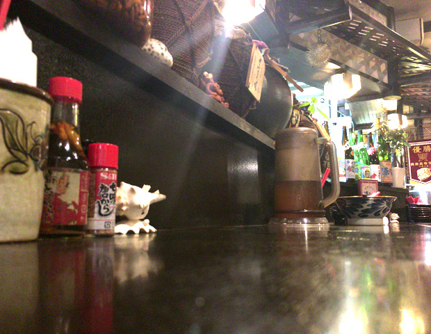 味のある店内
